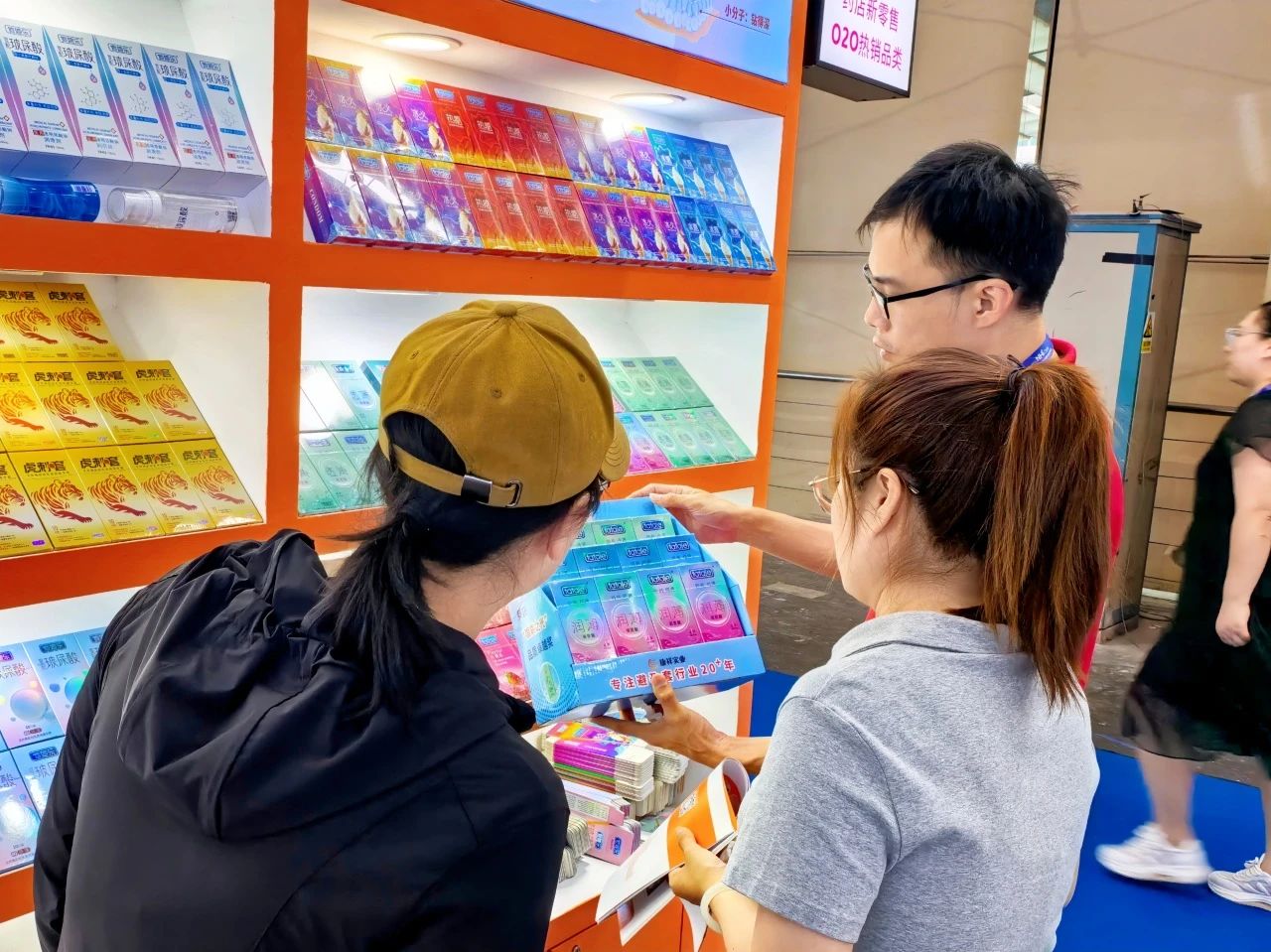 連鎖藥店避孕套選品突圍：告別“大牌不賺錢、雜牌賣不動(dòng)”困局.jpg