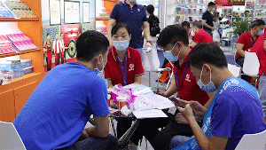 產(chǎn)品有特色、價格好操作，康祥避孕套閃亮國藥會！(圖10)