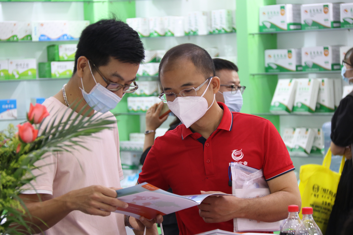 產(chǎn)品有特色、價格好操作，康祥避孕套閃亮國藥會！(圖13)